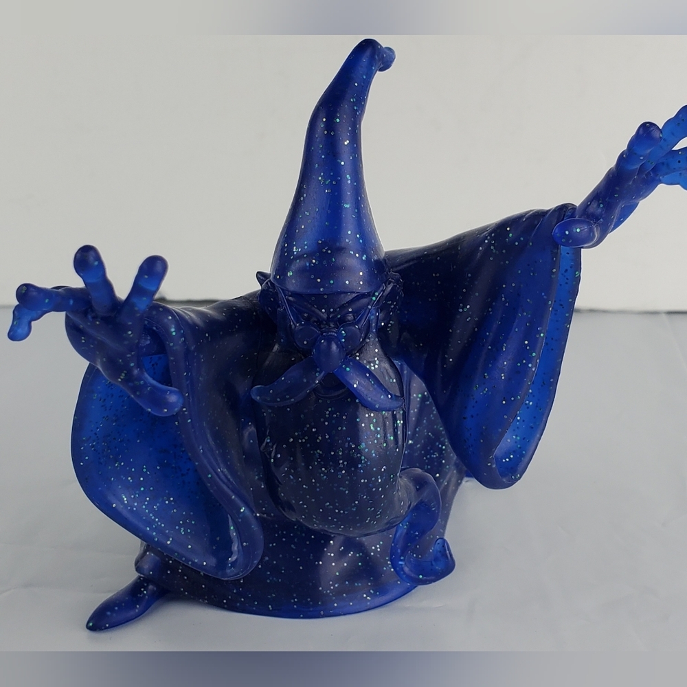 Disney D23 2024 Gold Member Magic & Mystery Glitter Merlin Figurine NO BOX - EUC
